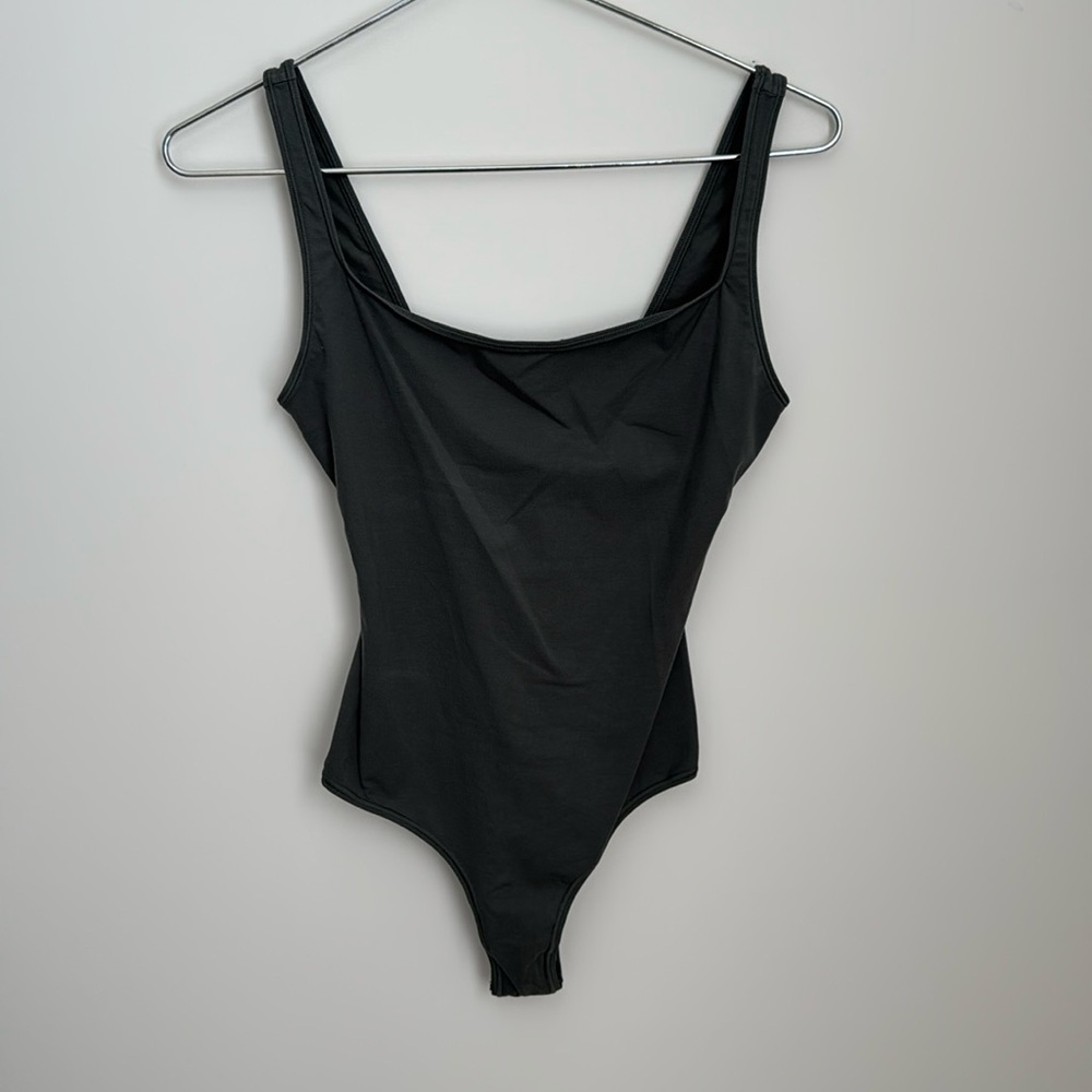 Skims Body Basics Square Neck Bodysuit